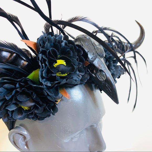 Raven Skull Devil Long Horn Headband Black